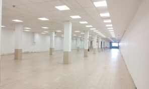 Alquiler Local Comercial en La Estrecha 28